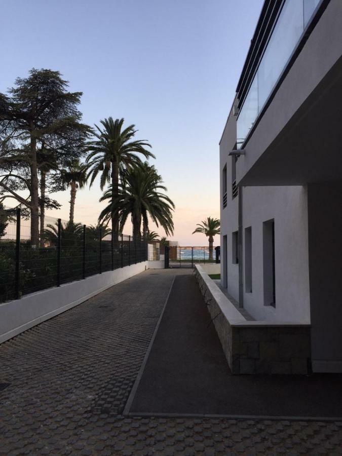 Studio De Prestige Dans Residence Face A La Mer Бандол Екстериор снимка