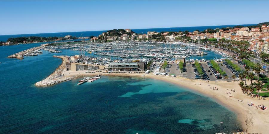 Studio De Prestige Dans Residence Face A La Mer Бандол Екстериор снимка