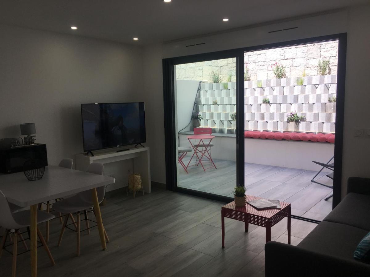 Studio De Prestige Dans Residence Face A La Mer Бандол Екстериор снимка